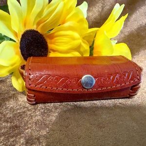 Vintage Brown Leather Embossed Flower Design Lipstick Holder